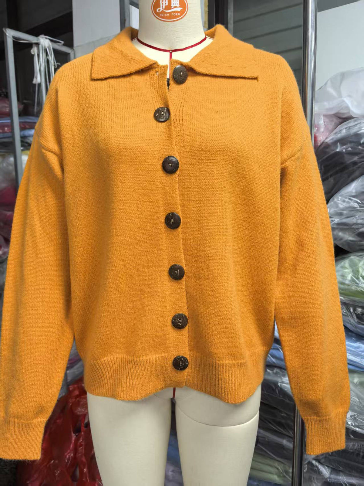 Knitted cardigan button women&