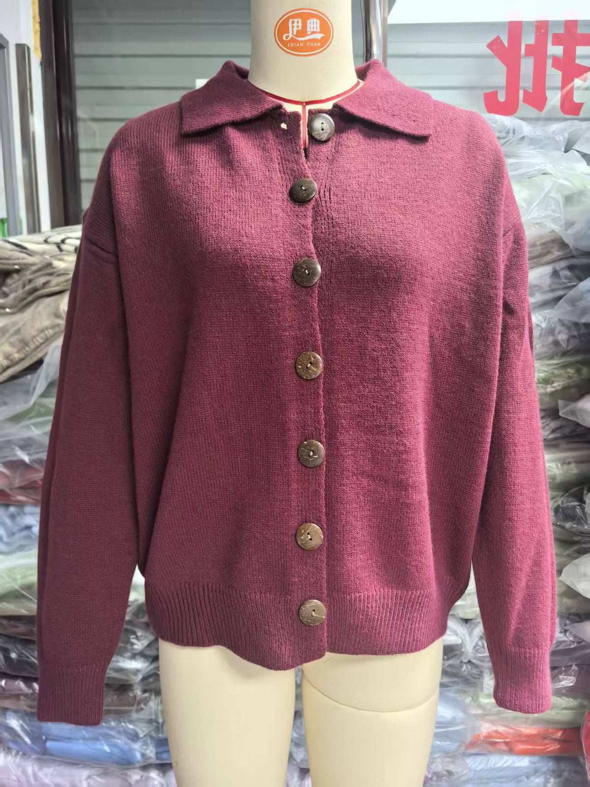 Knitted cardigan button women&