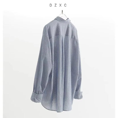 Designer-style three-dimensional tailoring with a "light deconstruction" approach, women&