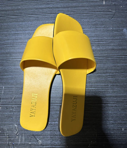 Women Fashion Sandals 2026 New Summer Flat Shoes Square Toe Slip-on Girls Indoor Street Slippers Plus Size Beach Slides
